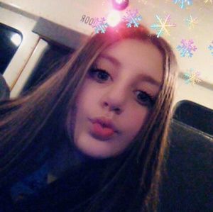 Meet your Posher, Layla